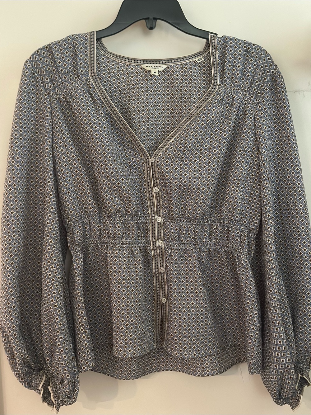 MAX STUDIO Balloon Sleeve Button-Up Peplum Top Ivory/Sky Blue Size Medium NWOT